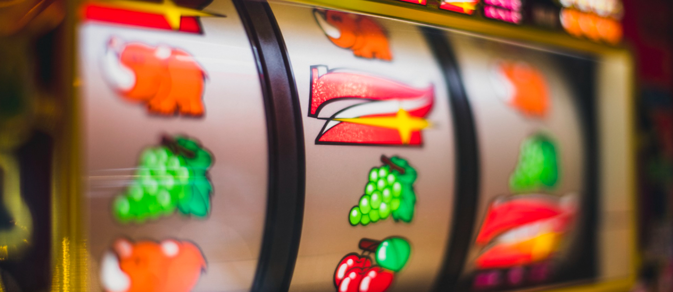 Luck and Skill: Myths and Facts of Online Slot Games